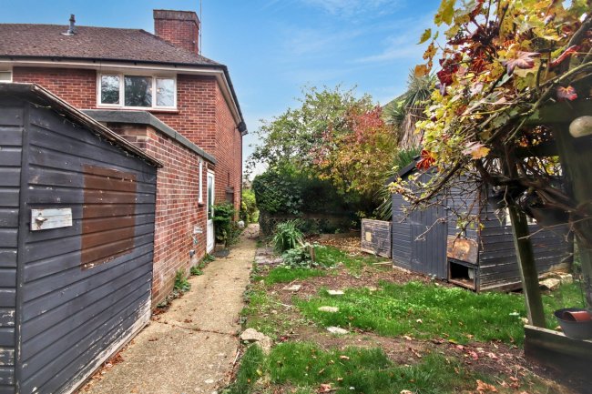 57 Green Leys, St. Ives, Cambridgeshire, PE27 6SB 6