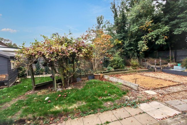 57 Green Leys, St. Ives, Cambridgeshire, PE27 6SB 6