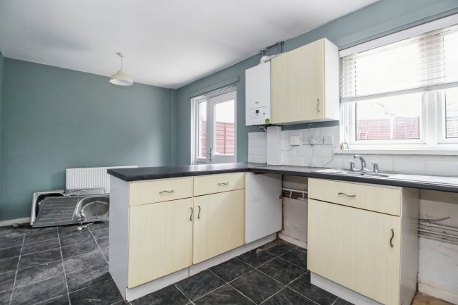 19 Highlands Grove, Stourton, West Yorkshire, LS10 4RR 9