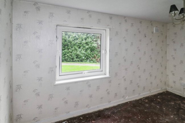 62 Firthcliffe Road, Liversedge, West Yorkshire, WF15 6HF 1