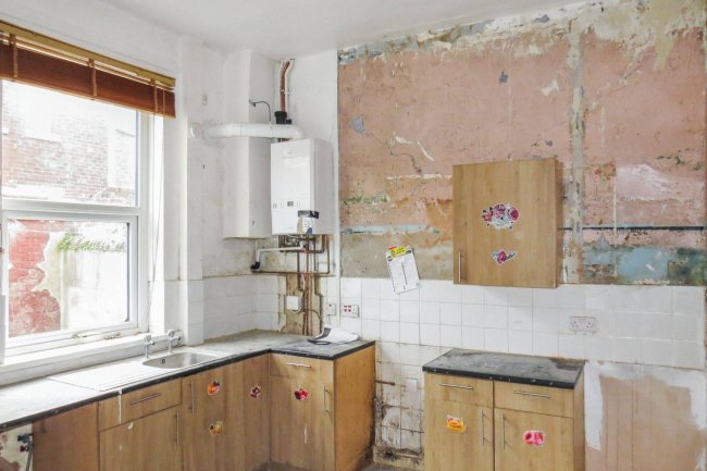 128 Plungington Road, Preston, Lancashire, PR1 7UE 5