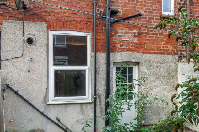 128 Plungington Road, Preston, Lancashire, PR1 7UE 5