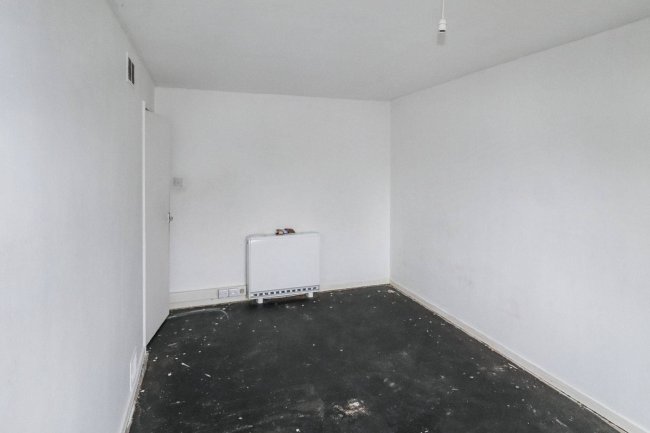 56D Firthcliffe Road, Liversedge, West Yorkshire, WF15 6HF 9