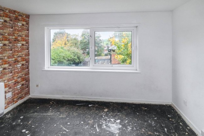 56D Firthcliffe Road, Liversedge, West Yorkshire, WF15 6HF 9