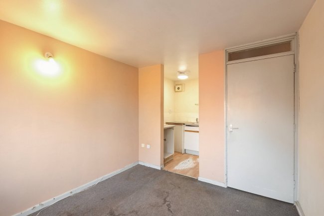 Flat 68, Quartercroft, Pyramid Close, Weston Favell, Northampton, NN3 8DP 4