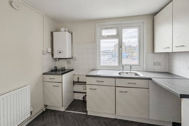 47F Hawkshead Drive, Hawkshead, Bradford, BD5 0TJ 8