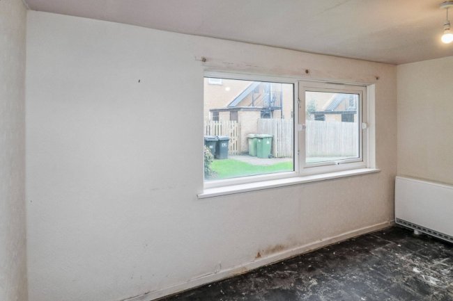 113 Firthcliffe Road, Liversedge, West Yorkshire, WF15 6HS 6