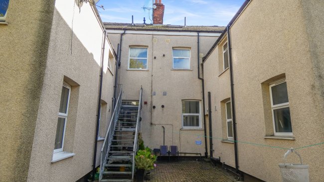 Flat 2, 1-2 Morpeth Street, Springbank, Hull, East Yorkshire, HU3 1RF 4