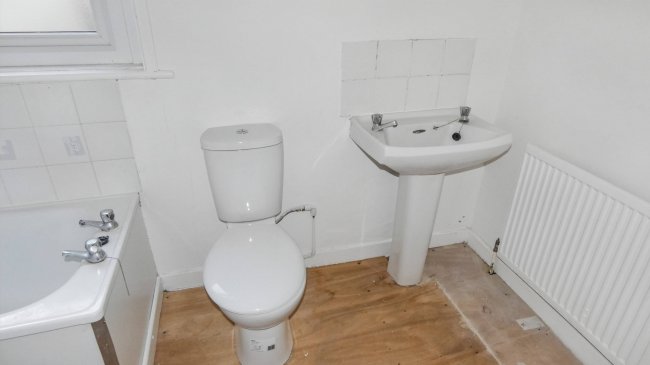 Flat 2, 1-2 Morpeth Street, Springbank, Hull, East Yorkshire, HU3 1RF 4