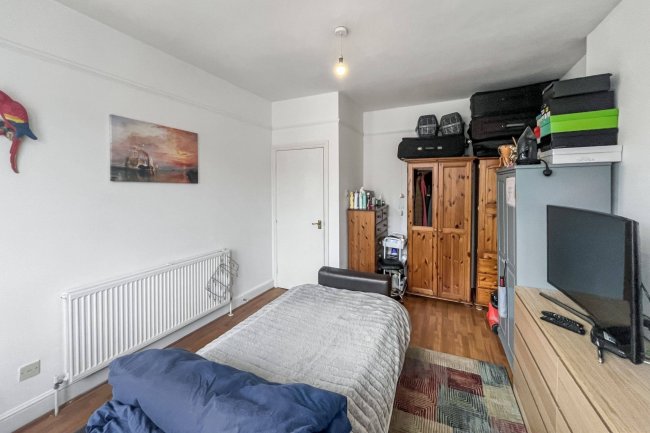 Flat 3, 52 Gleneagle Road, Streatham, London, SW16 6AF 2