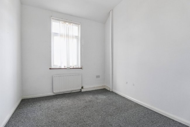 11 Whickham Street, Easington Colliery, Peterlee, County Durham, SR8 3DJ 4