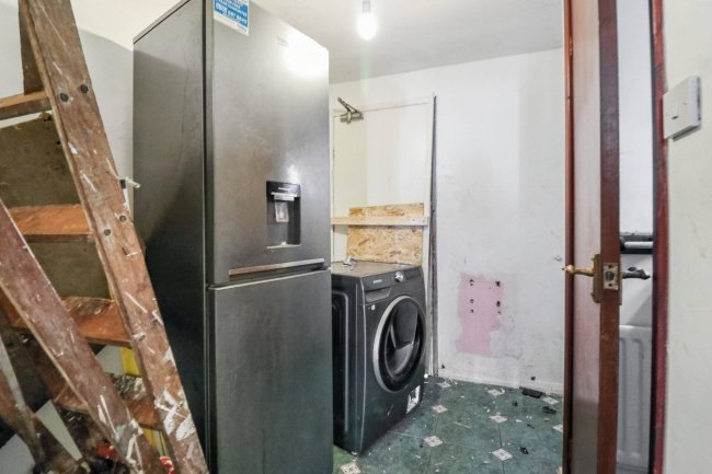 11 Whickham Street, Easington Colliery, Peterlee, County Durham, SR8 3DJ 4