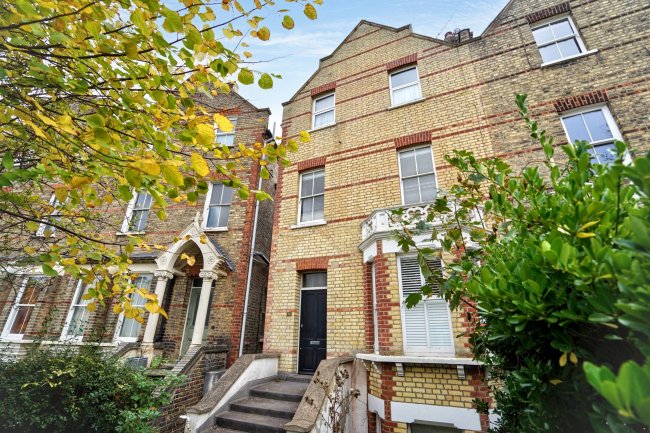 Flat 3, 23 Charleville Circus, Crystal Palace, SE26  6NR 4