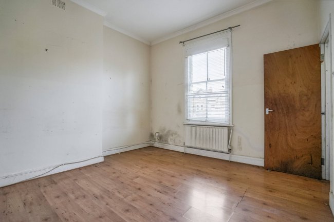 Flat 3, 23 Charleville Circus, Crystal Palace, SE26  6NR 4