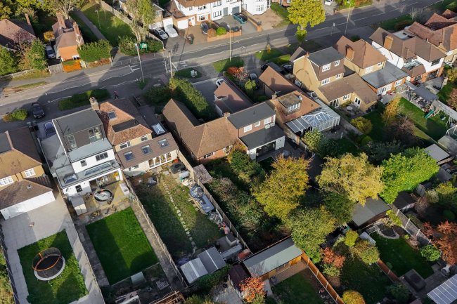 209 Baldwins Lane, Croxley Green, Rickmansworth, WD3 3LH 3