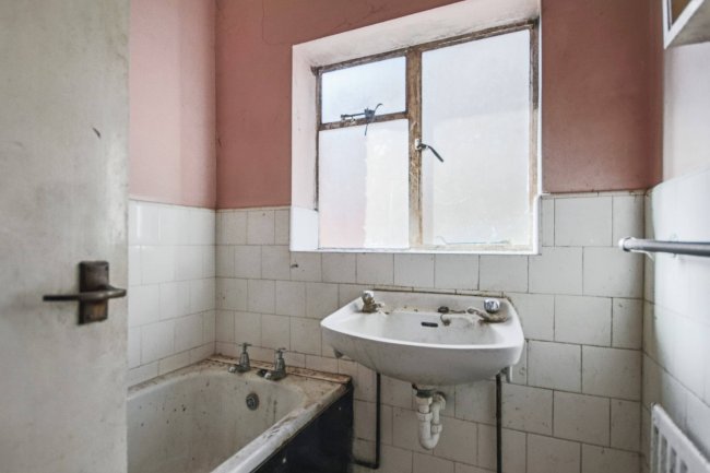 209 Baldwins Lane, Croxley Green, Rickmansworth, WD3 3LH 3