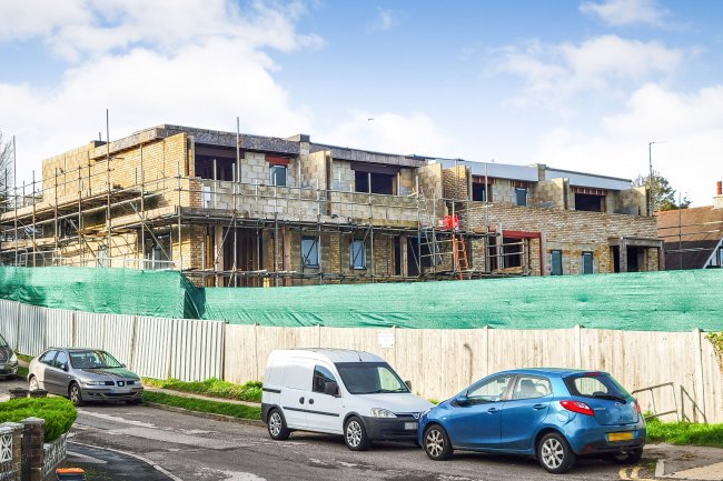 2 Winfield Avenue, Patcham, Brighton, BN1 8QH 5