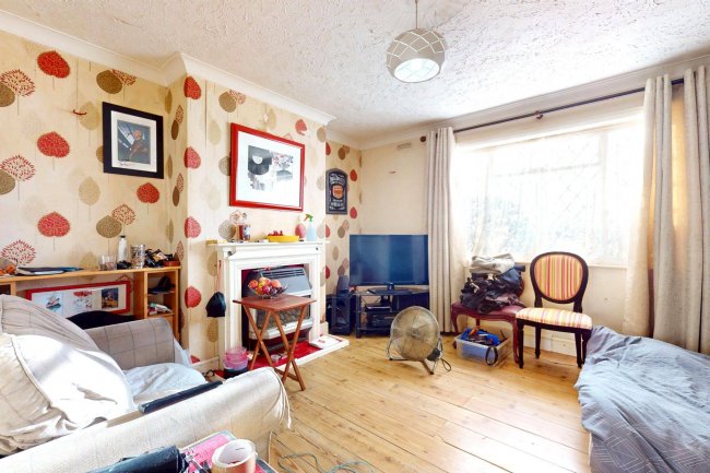 28 Barrow Grove, Sittingbourne, ME10 1LB 1