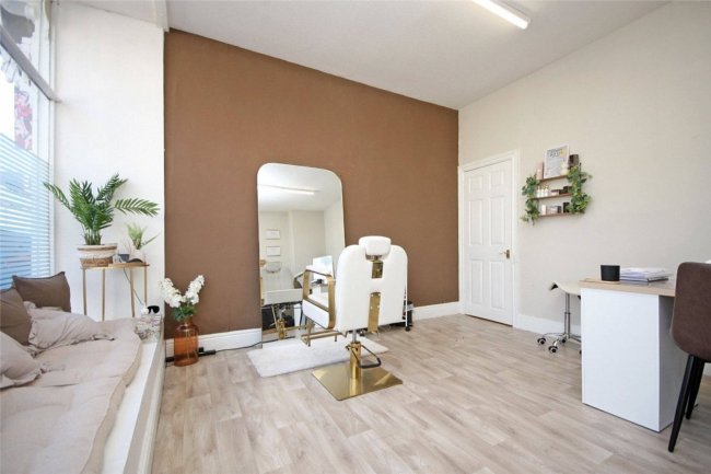 2 Newborough Street, Blaenau Ffestiniog, Gwynedd, LL41 3DG 1