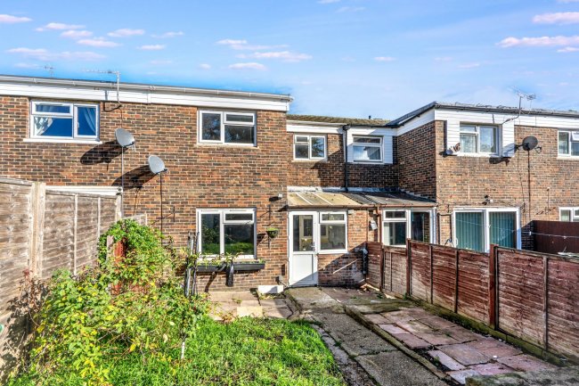 9 Shelley Close, Basingstoke, Hampshire, RG24 9BZ 4