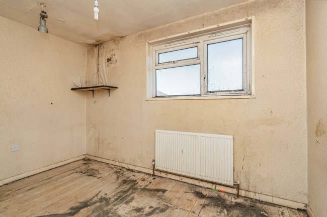 9 Shelley Close, Basingstoke, Hampshire, RG24 9BZ 4