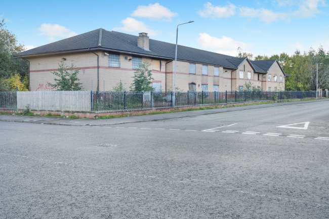 Allander Court, 80 Denmark Street, Glasgow, G22 5SR 6