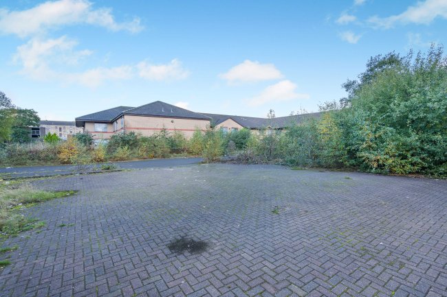 Allander Court, 80 Denmark Street, Glasgow, G22 5SR 6