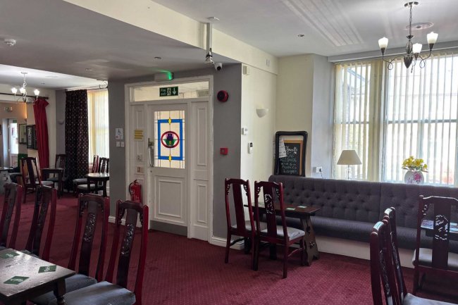 Prestatyn Constitutional Club, 15 Eden Avenue, Prestatyn LL19 9DL 6