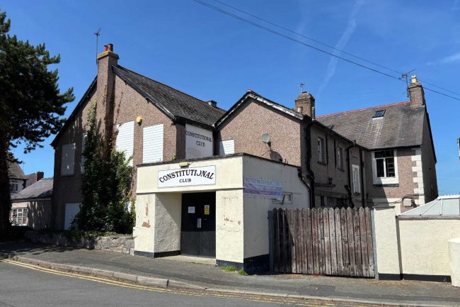 Prestatyn Constitutional Club, 15 Eden Avenue, Prestatyn LL19 9DL 6