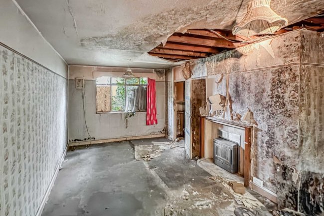 4 Gauden Close, Clapham, London SW4 6LS 48