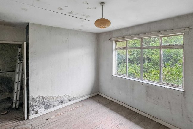 4 Gauden Close, Clapham, London SW4 6LS 48