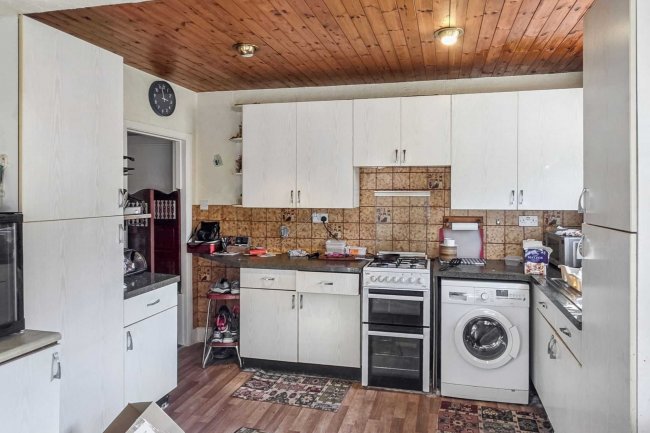 64 Alicia Gardens, Kenton, Harrow, Middlesex HA3 8JE 1