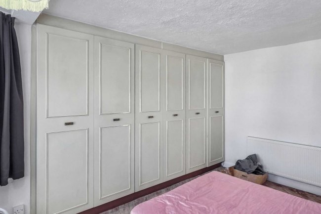 64 Alicia Gardens, Kenton, Harrow, Middlesex HA3 8JE 1