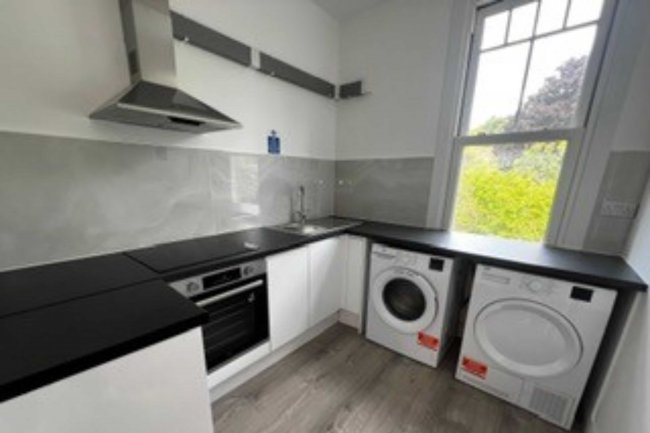 24 South Hill Avenue, Harrow, HA2 0NQ 4