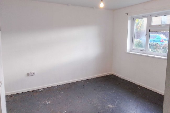 6 Harris Road, Ashton Keynes, Wiltshire, SN6 6PQ 10