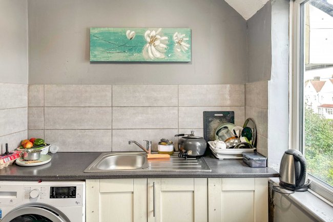 30 Apple Tree Avenue, West Drayton, London UB7 8BY 4