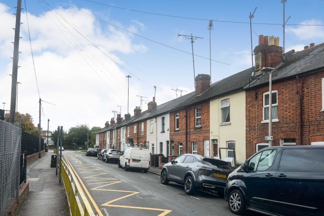 65 Wolseley Street, Reading, Berkshire RG1 6AZ 1