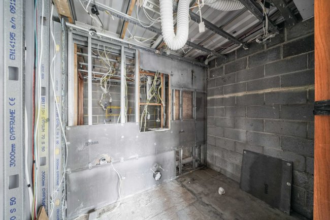 3 Collection Place, 96 Boundary Road, St Johns Wood, London NW8 0RH 2