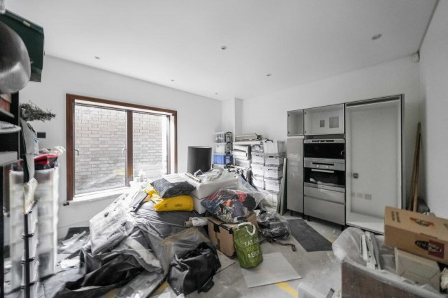 3 Collection Place, 96 Boundary Road, St Johns Wood, London NW8 0RH 2