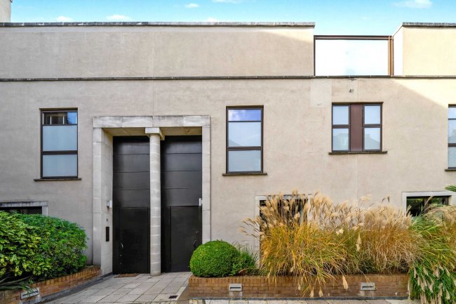 3 Collection Place, 96 Boundary Road, St Johns Wood, London NW8 0RH 2