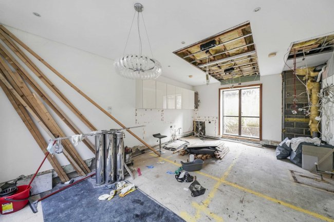 3 Collection Place, 96 Boundary Road, St Johns Wood, London NW8 0RH 2