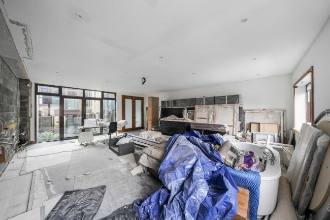 3 Collection Place, 96 Boundary Road, St Johns Wood, London NW8 0RH 2