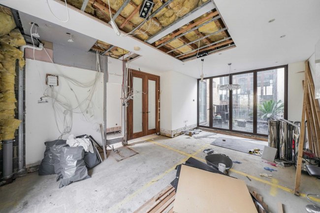 3 Collection Place, 96 Boundary Road, St Johns Wood, London NW8 0RH 2