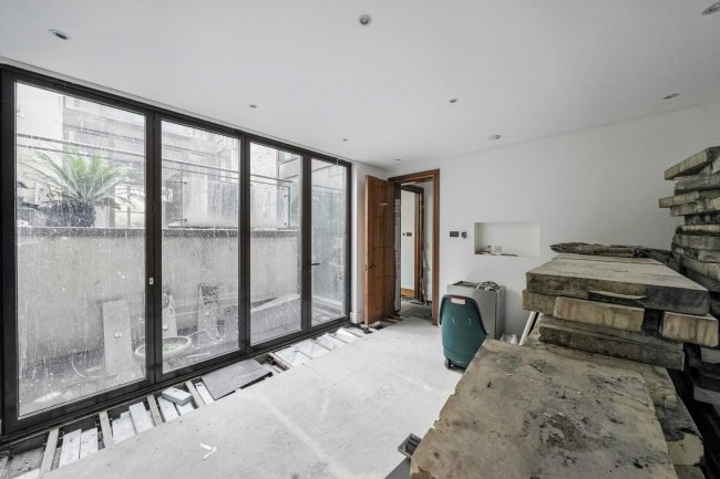 3 Collection Place, 96 Boundary Road, St Johns Wood, London NW8 0RH 2