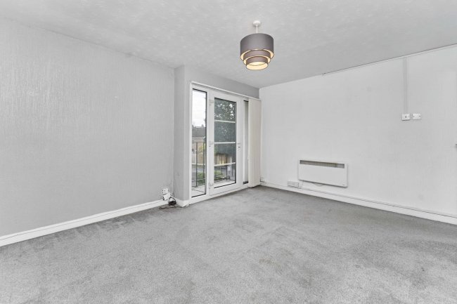 Flat 11, Lyndon House, 2 Conifer Drive, Birmingham B31 2HX 1