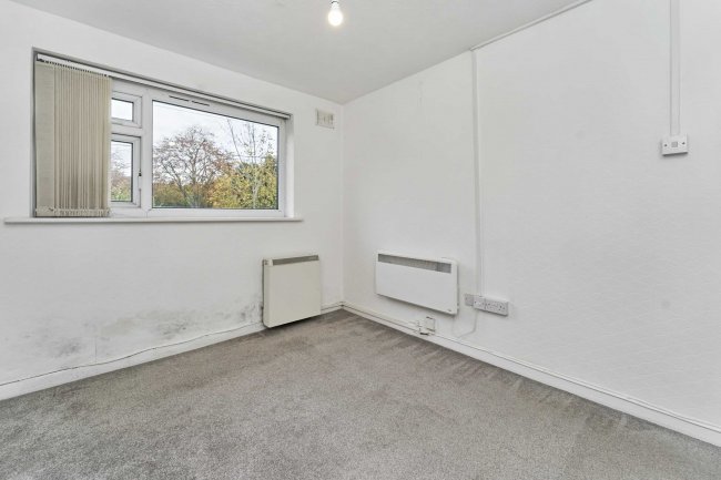 Flat 11, Lyndon House, 2 Conifer Drive, Birmingham B31 2HX 1