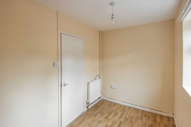 8 Honey Mead, Calne, Wiltshire, SN11 8BH 1