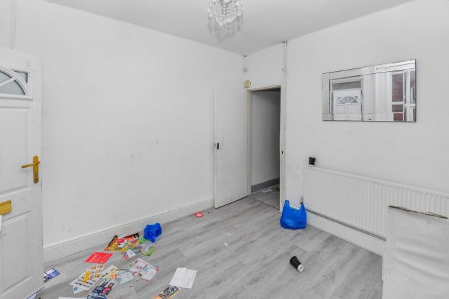 5 Laurel Avenue, Runcorn Road, Birmingham B12 8RD 9