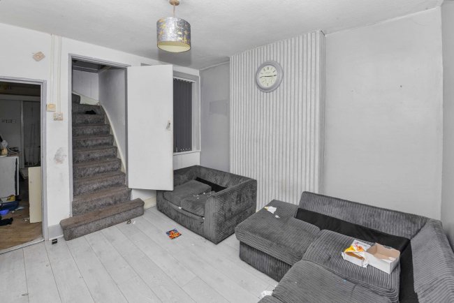 5 Laurel Avenue, Runcorn Road, Birmingham B12 8RD 9