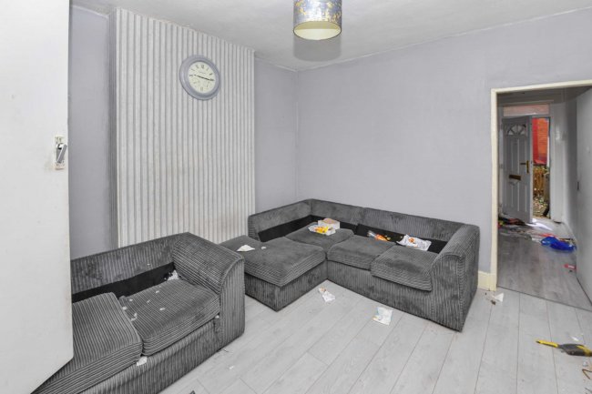 5 Laurel Avenue, Runcorn Road, Birmingham B12 8RD 9